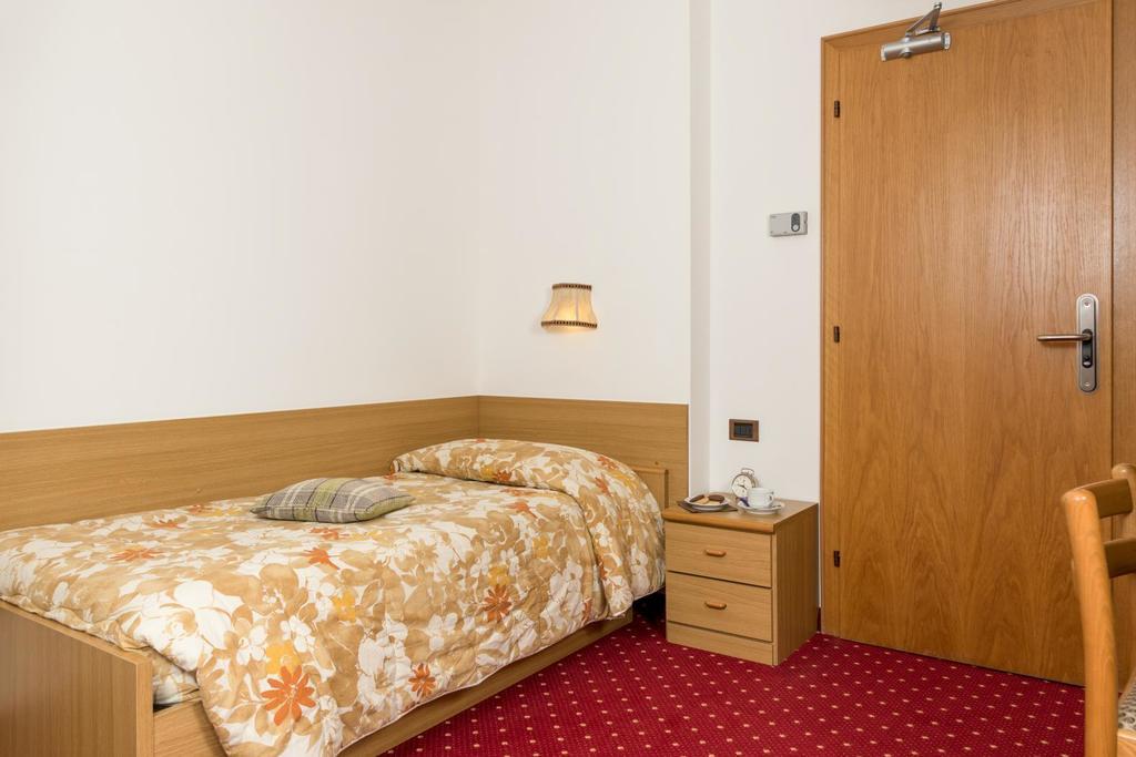 Hotel Garni Lastei Pozza di Fassa Dış mekan fotoğraf