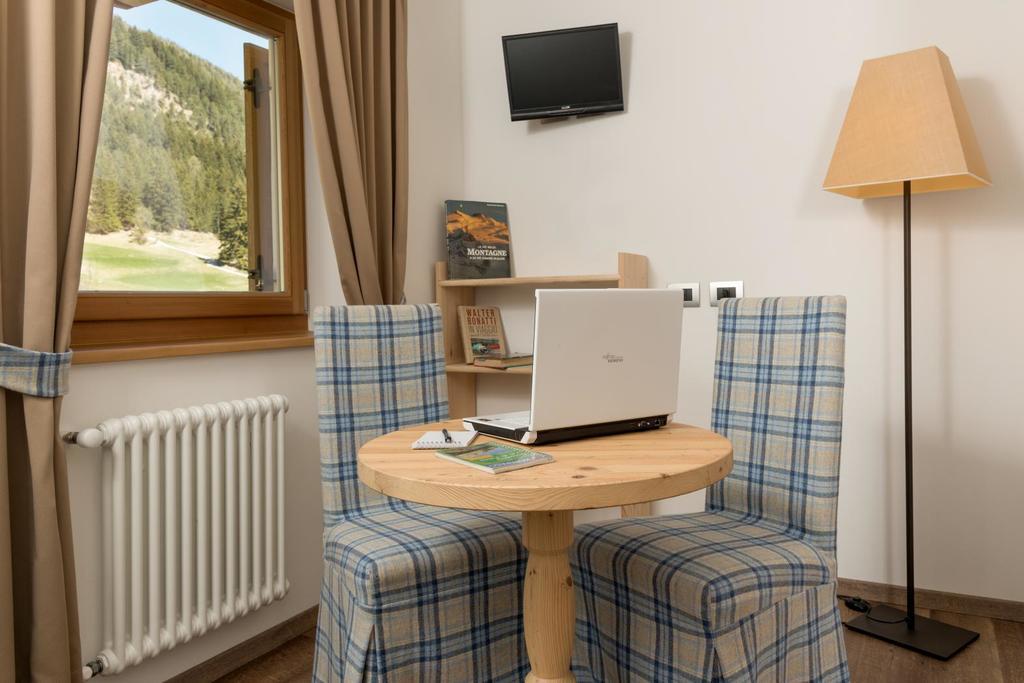 Hotel Garni Lastei Pozza di Fassa Dış mekan fotoğraf