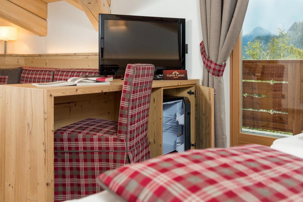 Hotel Garni Lastei Pozza di Fassa Dış mekan fotoğraf