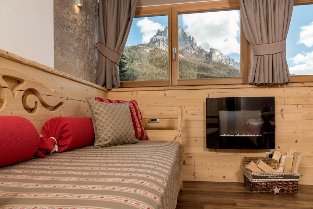 Hotel Garni Lastei Pozza di Fassa Dış mekan fotoğraf