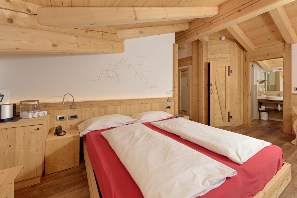 Hotel Garni Lastei Pozza di Fassa Dış mekan fotoğraf